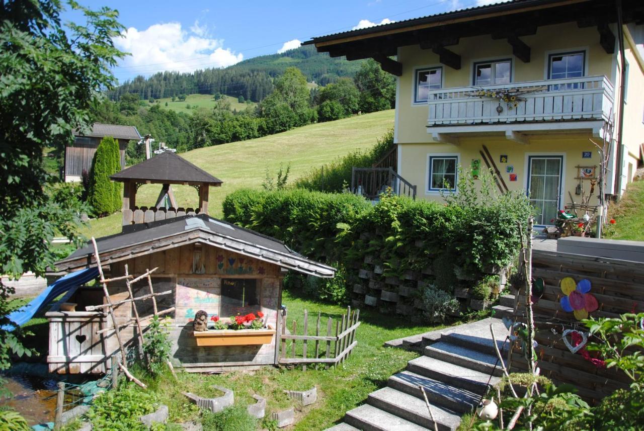 Ferienhaus ニーダーンジル エクステリア 写真